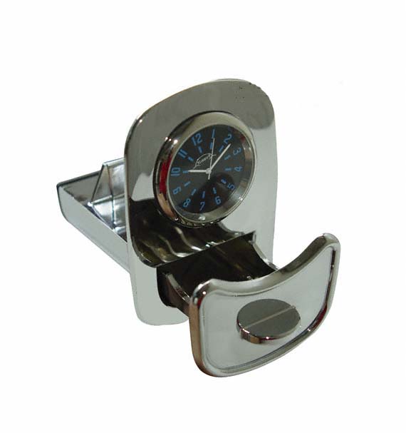 Asbak met klok, chroom