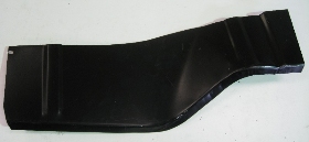 Plaat onder stoel, laag rechts, Bus T1 -7.67